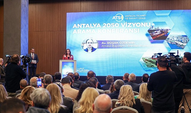 Antalya Büyükşehir Belediye Başkan Vekili Büşra Özdemir, Antalya Ticaret ve