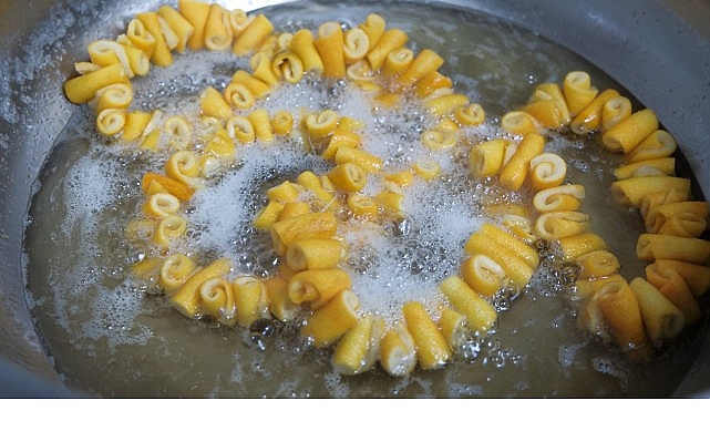 Antalya Büyükşehir Belediyesi’nin kadın istihdamını ve yerel üretimi güçlendirmeye yönelik