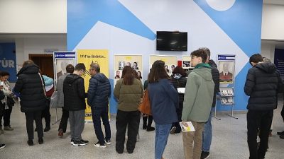 İstanbul Büyükşehir Belediyesi Şehir Tiyatroları, toplumsal eleştirinin başyapıtlarından biri olan “Bir