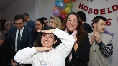 Nilüfer Belediyesi Bizim Ev Engelliler Sosyal Yaşam Destek Merkezi üyeleri,