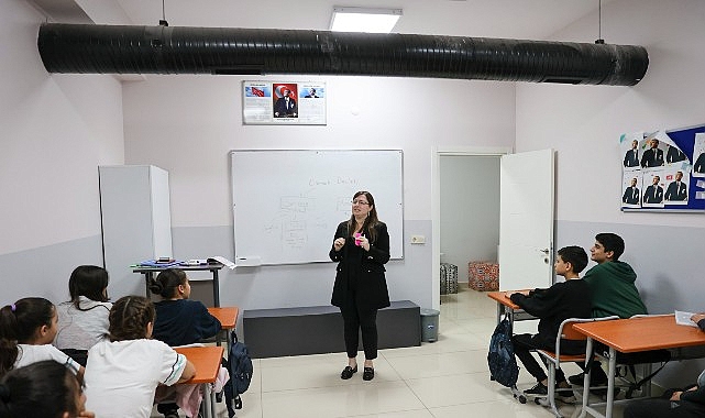 Buca Belediyesi Gediz Etüt Merkezi’nde çocuklar ve yetişkinler için açılan