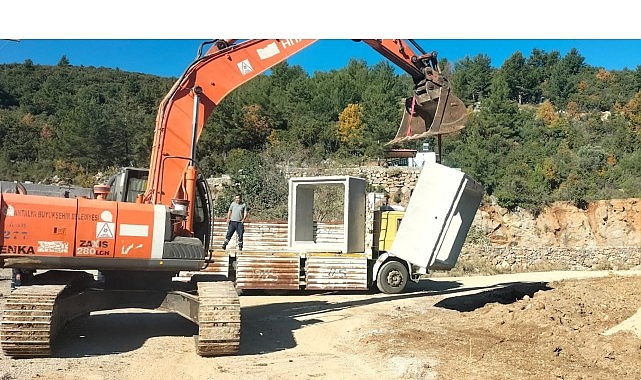 Antalya Büyükşehir Belediyesi, Alanya’nın kırsal mahalle yollarında kış aylarına yönelik