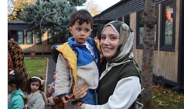 Kocaeli Büyükşehir Belediyesi bünyesinde hizmet veren Lokomotif Çocuk Köyü’nde psikolog