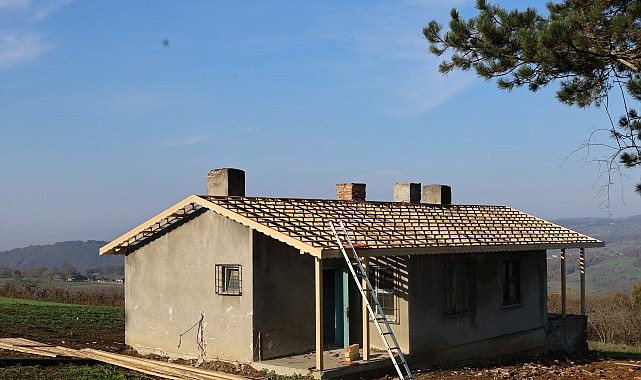 Kocaeli Büyükşehir Belediyesi, İzmit Kurtdere Mahallesi’nde uzun yıllar kullanılmayan 61