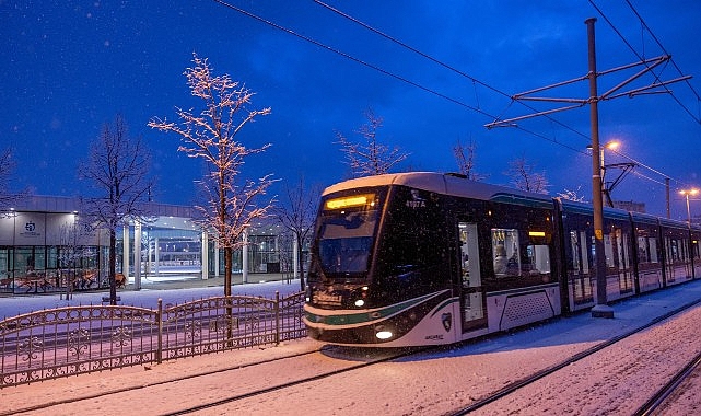 Kocaeli Büyükşehir Belediyesi, yılbaşı gecesi beklenen yoğunluğa karşı otobüs ve