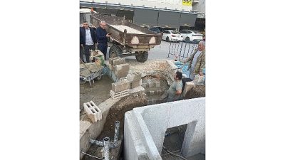 Kemer ilçe merkezinde bulunan Çınarlı Kavşağa Büyük İskender’in Phaselis Antik