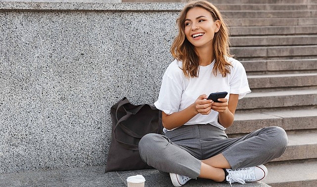 Dijital dünya, kendini ifade etme, öğrenme ve kişisel gelişim için