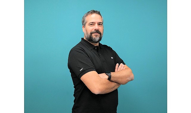 Instagram ve WhatsApp, Türkiye’de internet kullanıcılarının en yoğun kullandığı platformlar