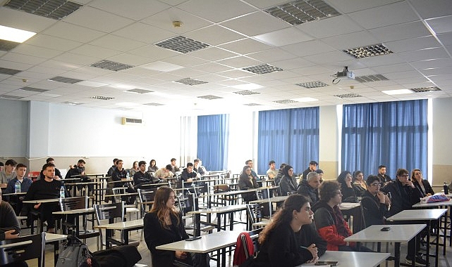 Ege Üniversitesi (EÜ) Engelsiz Ege Koordinatörlüğü, engelli öğrencilerin üniversite yaşamına