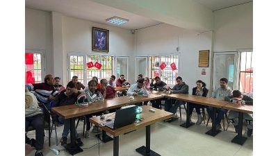 Konak Belediyesi’nin İzmir Diş Hekimleri Odası işbirliğinde gerçekleştirdiği ağız ve