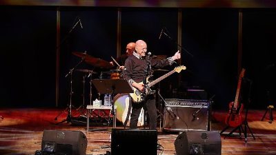 Ünlü pop ve rock grubu MFÖ’nün solistlerinden Fuat Güner, “MFÖ