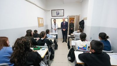 Gaziemir Belediyesi, Destek Eğitim Kursu’nda verdiği hizmetle öğrencilerin lise ve