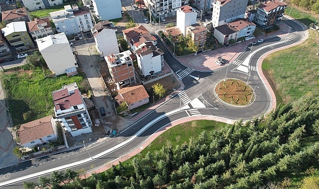 Kocaeli Büyükşehir Belediyesi, Gebze bölgesinde trafiğe nefes aldıran düzenlemeler gerçekleştirdi.