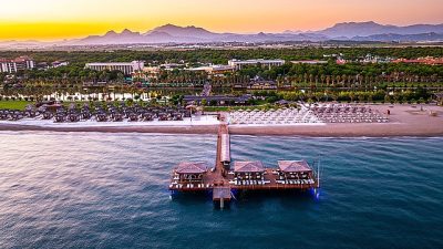 Akdeniz’in prestijli merkezi Belek’te yer alan Gloria Hotels & Resorts,