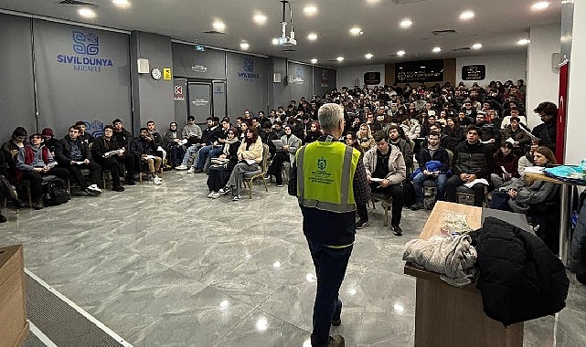 Kocaeli Büyükşehir Belediyesi, TEKNOFEST kapsamında atölye çalışmalarına katılacak üniversite öğrencilerine