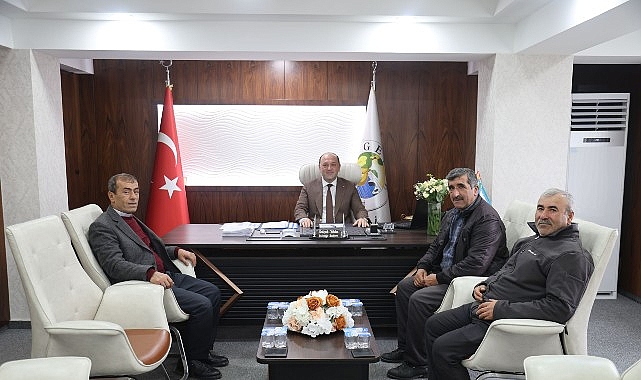 Geyve Belediyesi, vatandaşlarla doğrudan iletişimi güçlendirmek amacıyla ilçe pazarının da