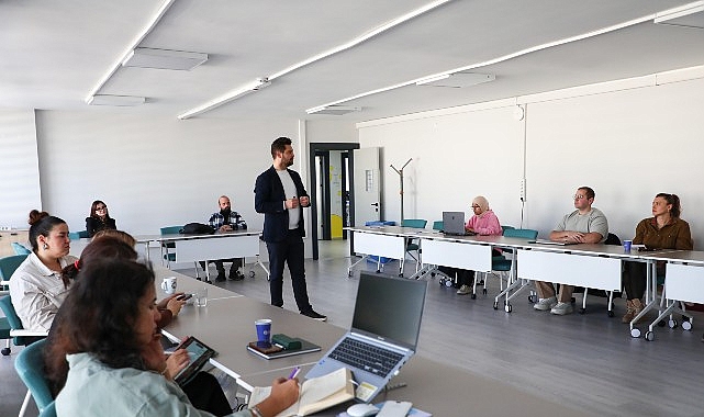 Antalya Büyükşehir Belediyesi HUB Antalya Girişimcilik Merkezi, yenilikçi fikirlerin somut