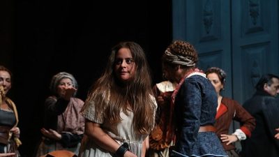 İstanbul Büyükşehir Belediyesi Şehir Tiyatroları, yeni yılın ilk haftasında 14