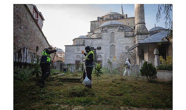 İBB, Üç Aylar'ın başlangıcı ve Regaip Kandili vesilesiyle, İstanbul'un siluetini