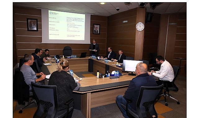 Kocaeli Büyükşehir Belediyesi Encümen toplantısında, yaklaşan yılbaşı etkinlikleri için işletmelerin