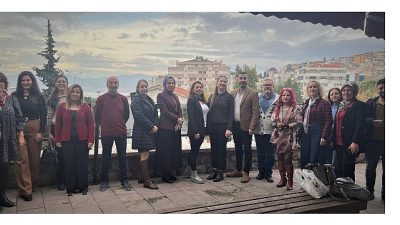 İzmir İl Millî Eğitim Müdürlüğünün himayesinde yürütülen “İzmir Öğretmen Akademileri”