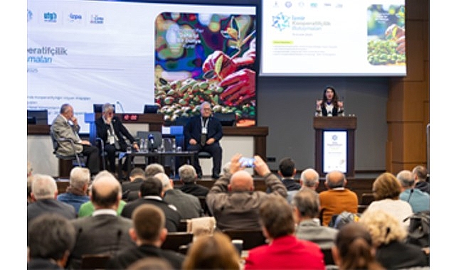 İzmir Ticaret Odası’nda (İZTO) düzenlenen İzmir Kooperatifçilik Buluşmaları, kapsamındaki panellerde