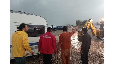 Kemer’de bugün sabah saatlerinde başlayan ve öğle saatlerinde etkisini artıran