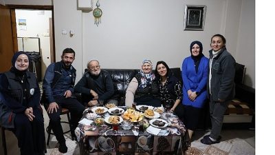 Kartepe Belediyesi Alo Evlat Sağlık Kulübü, hayatın akışı içinde kimi