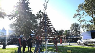 Kemer Belediyesi İklim Değişikliği ve Sıfır Atık Müdürlüğü'nün çevre temizliği,