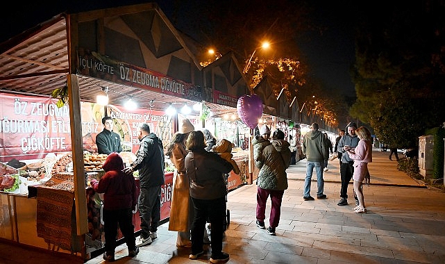 Kemer Belediyesi’nin Mustafa Ertuğrul Aker Parkı’nda düzenlediği Yılbaşı Etkinlikleri ve
