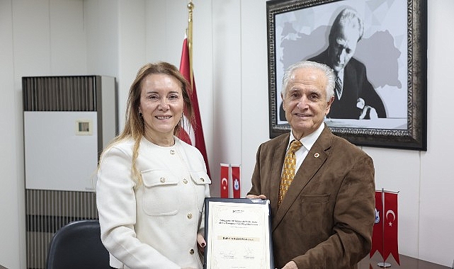 Konak Belediye Başkanı Nilüfer Çınarlı Mutlu, çok yakın zamanda ilçeye