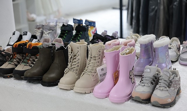 Konak Belediyesi’nin, dayanışmayı güçlendiren, “Adil Kent, Eşit Yurttaş” hedefinin anlam