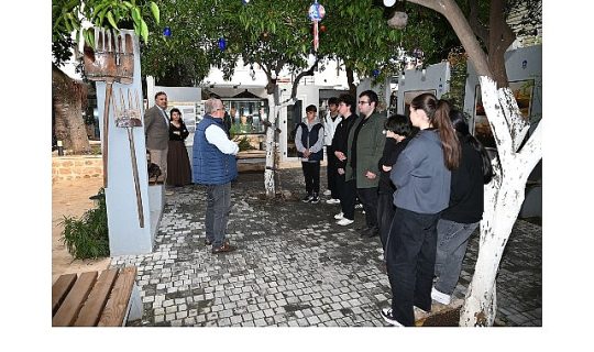 Kemer Merkez Mesleki ve Teknik Anadolu Lisesi 10’uncu sınıf öğrencileri,