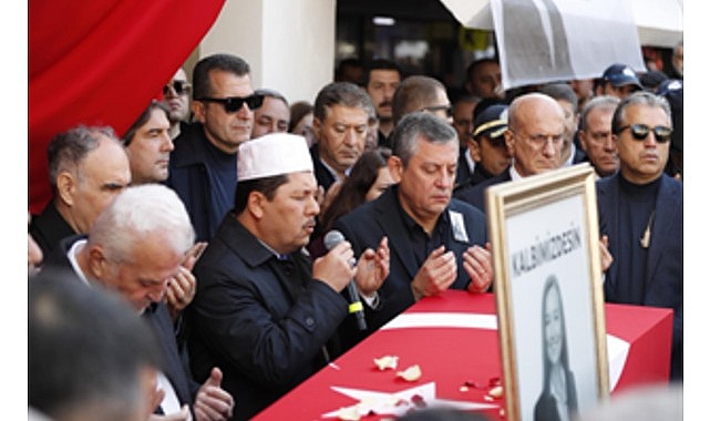 Tedavi gördüğü Manisa Şehir Hastanesi’nde hayatını kaybeden, Manisa’nın ilk kadın