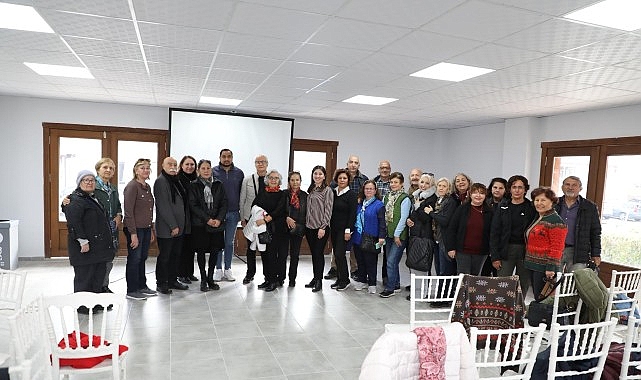 Menderes Belediyesi, ilçede faaliyet gösteren sivil toplum kuruluşlarına sıfır atık