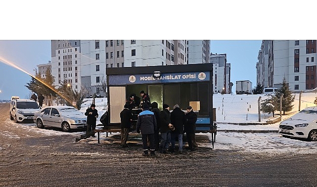 Nevşehir Belediyesi ekipleri tarafından geleneksel hale gelen sıcak poğaça ve