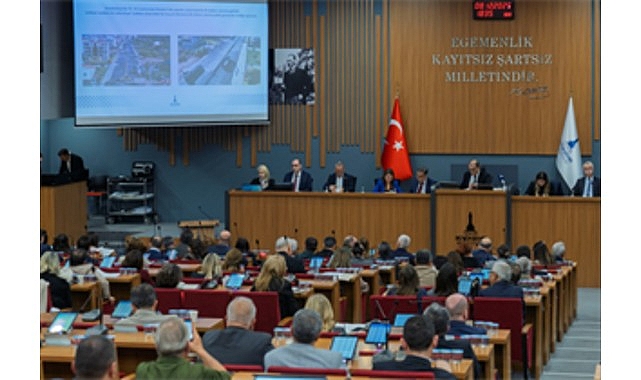 İzmir Büyükşehir Belediyesi Meclisi’nin aralık ayı ilk oturumunda, Buca Onat