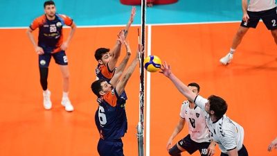 Arabica Coffee House Erkekler Voleybol 1. Ligi’nde ilk devrenin son