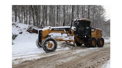 Osmangazi Belediyesi, kar yağışının etkili olmasıyla birlikte ilçe genelinde sorumluluk