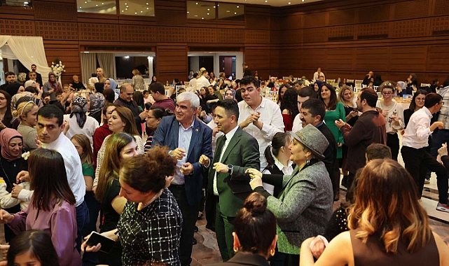 Kahramankazan Belediyesi Özel Eğitim Uygulama Okulu tarafından 15 Temmuz Şehitleri