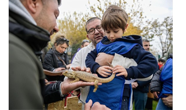 İzmir Büyükşehir Belediyesi’nin engelli çocukların sosyal katılımını desteklemeyi ve insan-hayvan