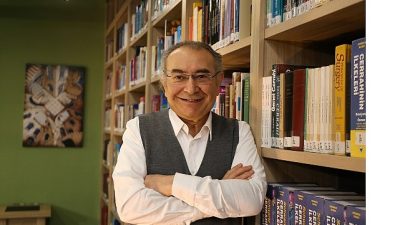 Üsküdar Üniversitesi Kurucu Rektörü, Psikiyatrist Prof. Dr. Nevzat Tarhan, bilinçli