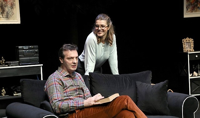 İstanbul Büyükşehir Belediyesi Şehir Tiyatroları, güçlü hikayesi ve etkileyici performanslarıyla