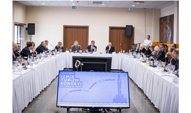 İzmir Büyükşehir Belediye Başkanı Dr. Cemil Tugay’ın ev sahipliğinde İzmir