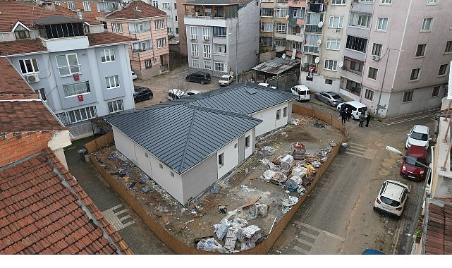 Sinanbey Mahallesinde arsa tahsisi İnegöl Belediyesi tarafından yapılan, inşaat çalışmaları