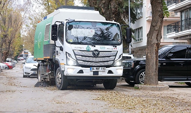 Çankaya Belediyesi, ilçenin dört bir yanında sürdürdüğü rutin temizlik çalışmalarıyla
