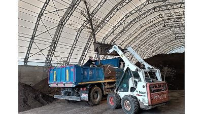 Kocaeli Büyükşehir Belediyesi fidanlığında gerçekleşen torf üretimi kentin yeşil alanlarına