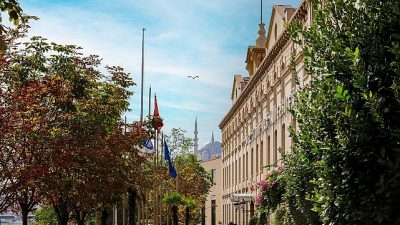 Kadir Has Üniversitesi bünyesinde yürütülen KHAS Lise Kış ve Yaz