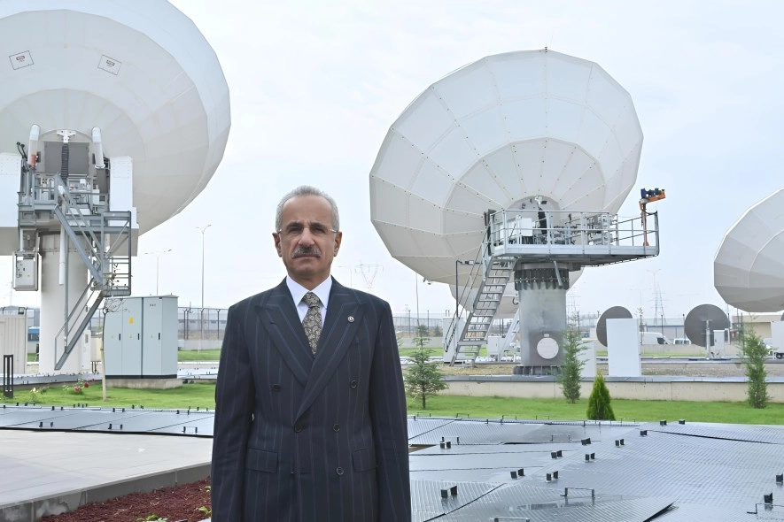 Ulaştırma ve Altyapı Bakanı Abdulkadir Uraloğlu, e-Devlet Kapısı başta olmak