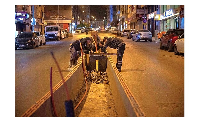 Bornova Belediyesi, ilçede ulaşım konforunu artırmak amacıyla Merkez Kapalı Pazaryeri